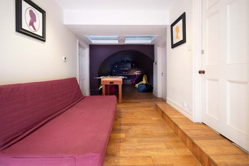 group accommodation in bath with free parking