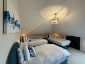 CREATOR: gd-jpeg v1.0 (using IJG JPEG v62), quality = 100